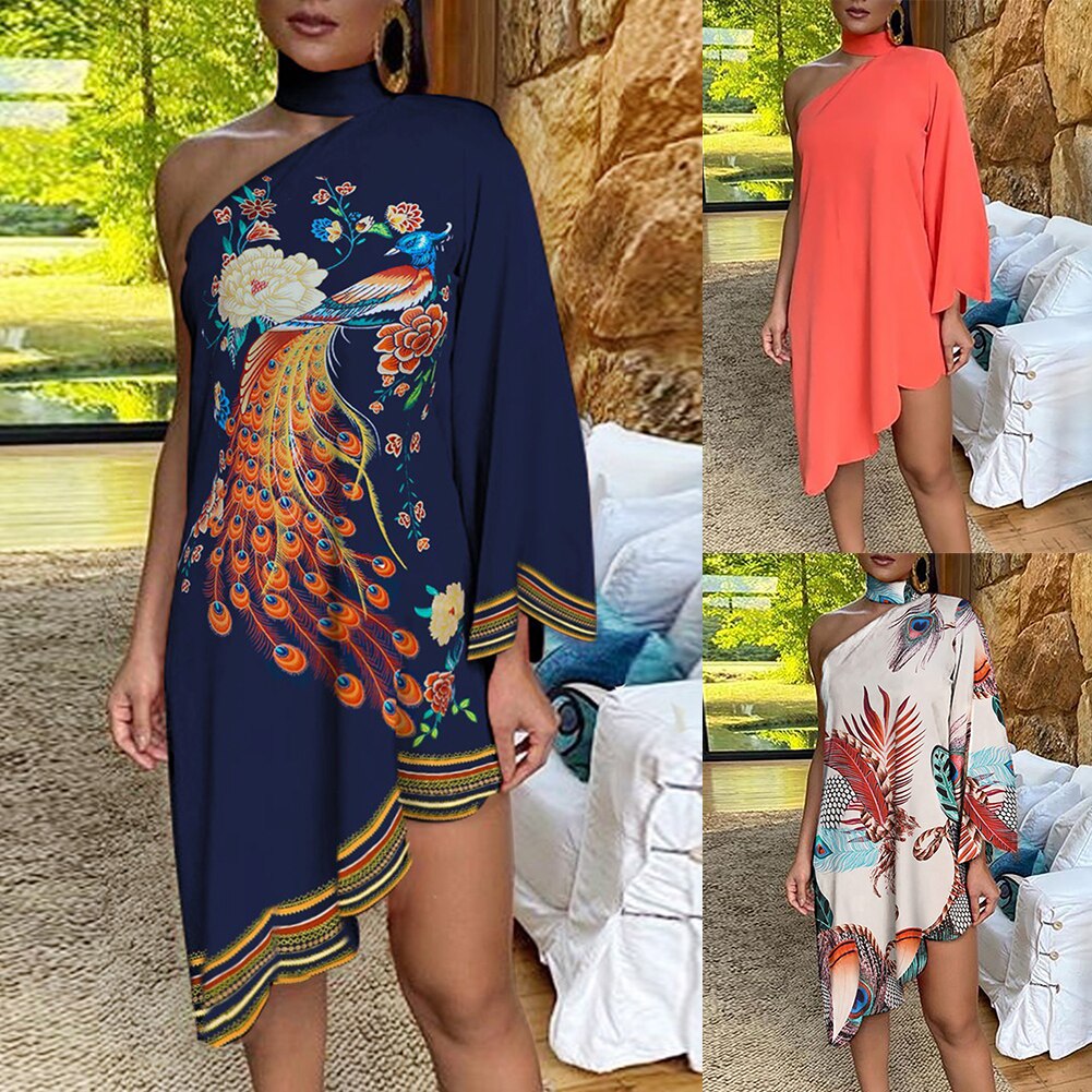 Robes courtes moulante ou asymétrique à épaules dénudées